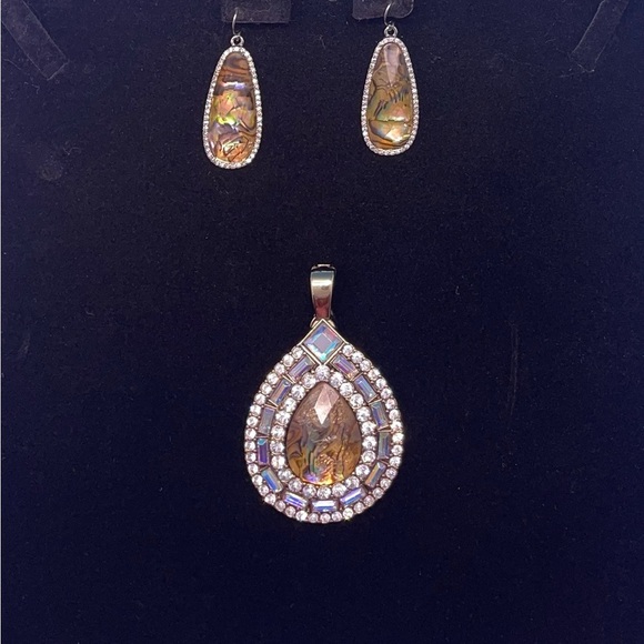 Premier Designs Statement Pendant & Earrings Abalone Rhinestone - Picture 2 of 6
